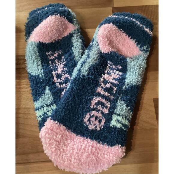 Disney Stitch Sherpa Lined One Size Fits Soft Non-Slip and Stitch Ankle Socks - Picture 3 of 6